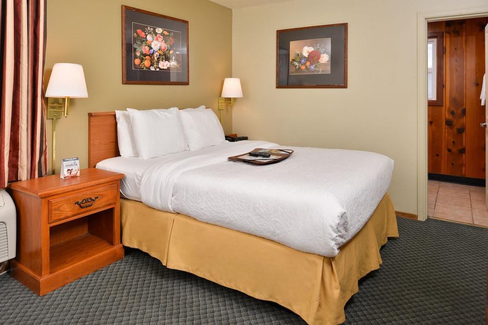 Courtesy Inn Downtown Eugene Exterior photo