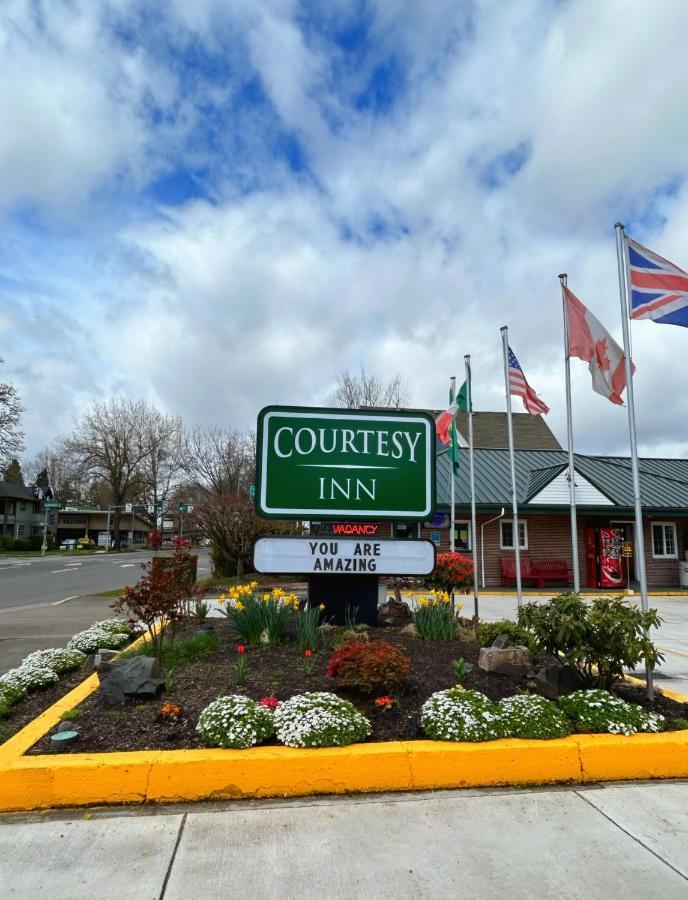 Courtesy Inn Downtown Eugene Exterior photo